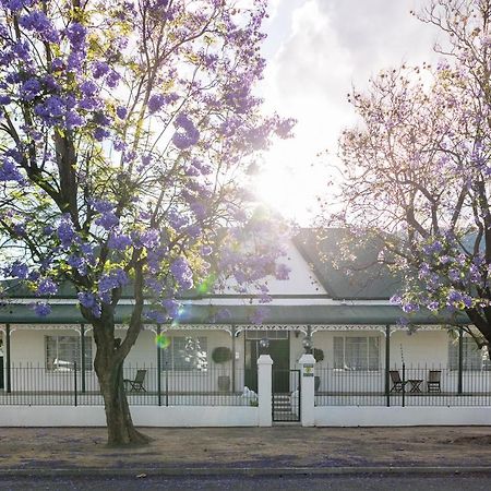 Victorian Square Guesthouse Graaff-Reinet Eksteriør billede