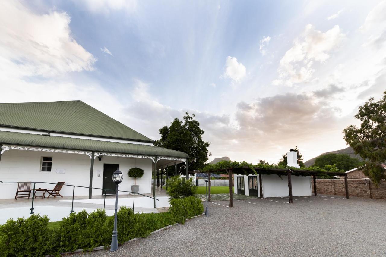 Victorian Square Guesthouse Graaff-Reinet Eksteriør billede