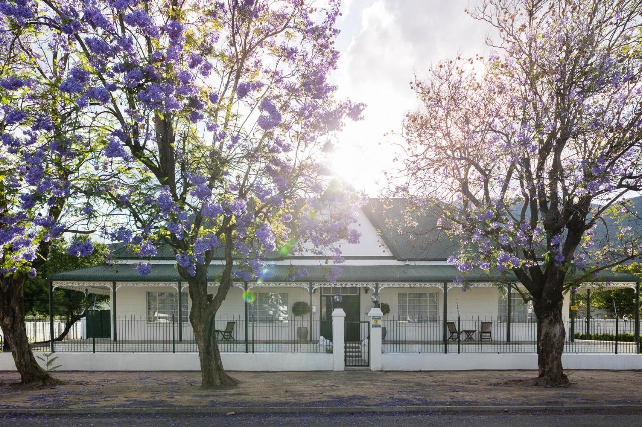 Victorian Square Guesthouse Graaff-Reinet Eksteriør billede