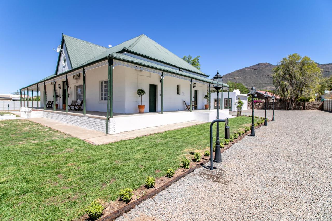 Victorian Square Guesthouse Graaff-Reinet Eksteriør billede