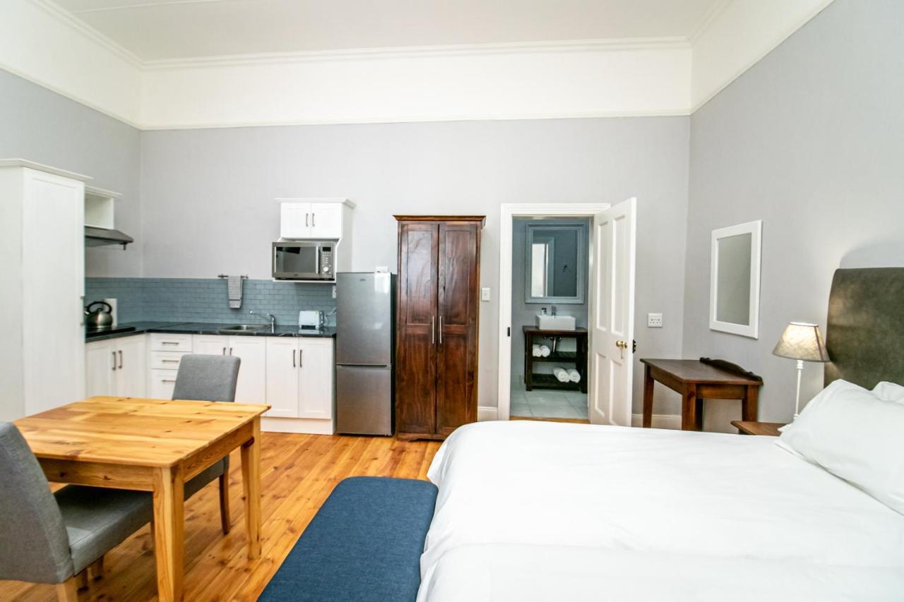 Victorian Square Guesthouse Graaff-Reinet Eksteriør billede